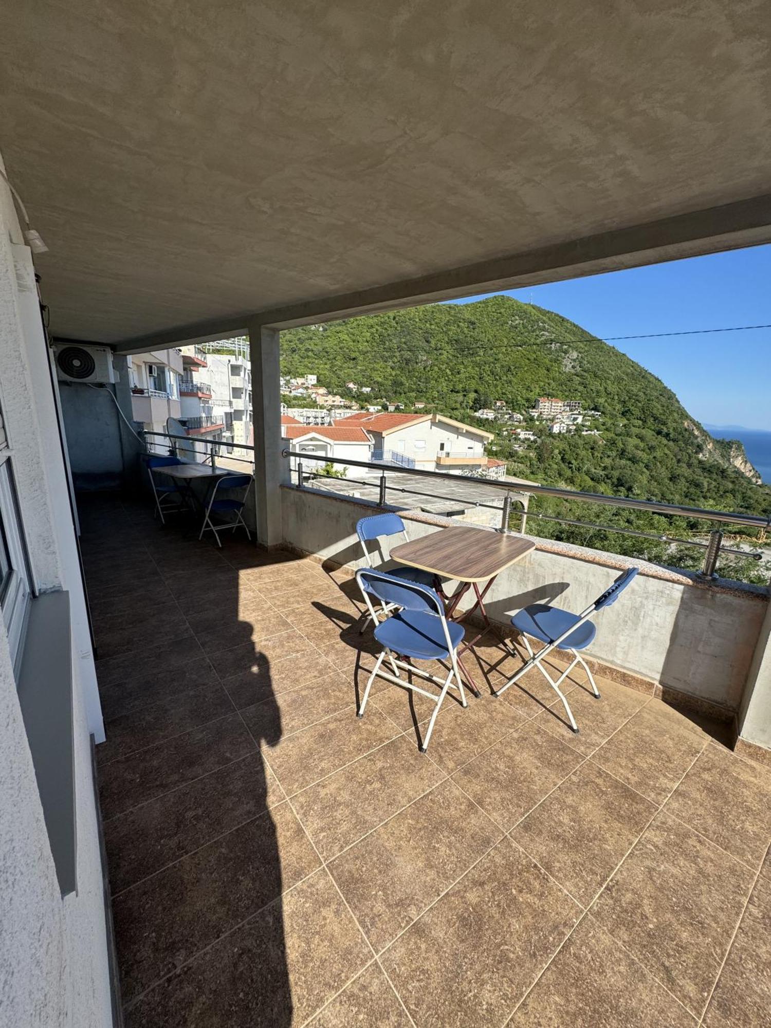 Villa Happy Family!!! Prijevor Exterior foto